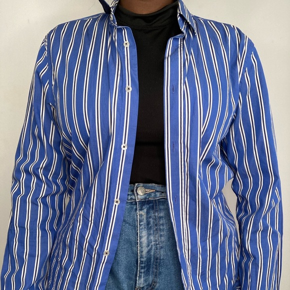 H&M Blue T-Shirt - Picture 3 of 14